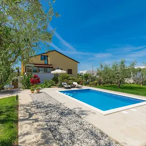 Apartment Chiara By Interhome, Novigrad Istria