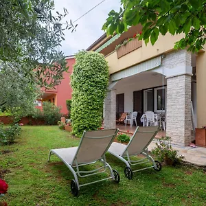 Mirella Apartman